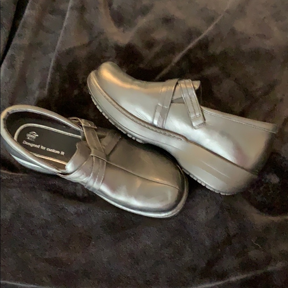 Abeo nurse clogs.  Size 9.5.